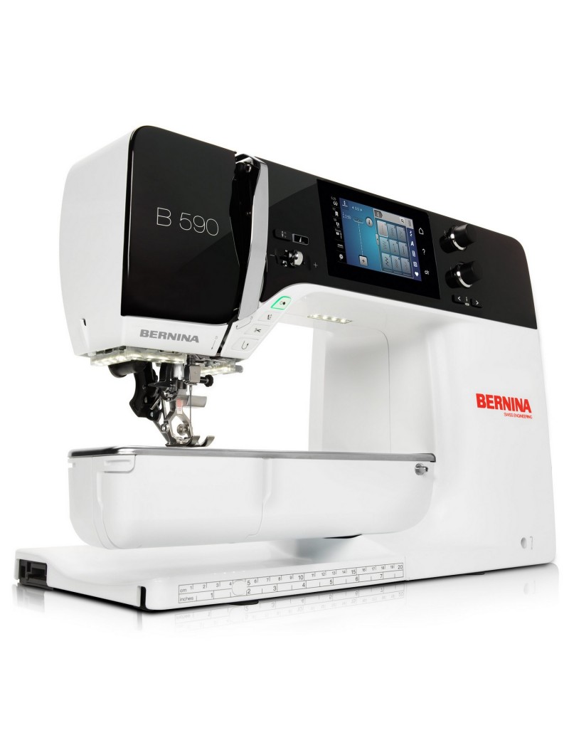 Bernina 590 avec module de broderie